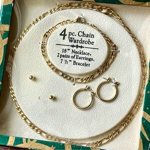 Elegant Fashion Gold Tone 4 Piece Chain Jewelry Set NIB